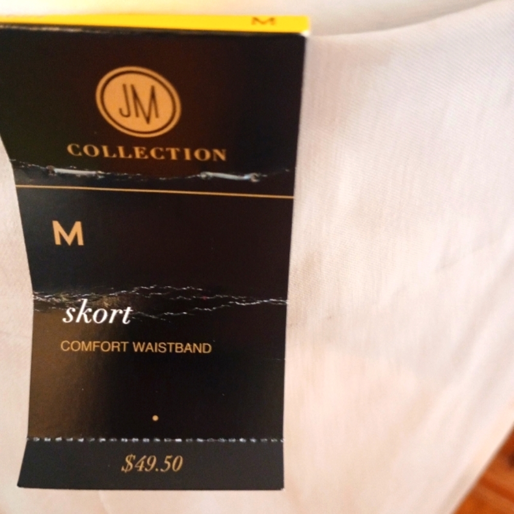 Macy's brand kaki skirt